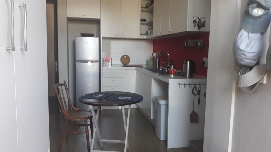 To Let 1 Bedroom Property for Rent in Belvedere Western Cape